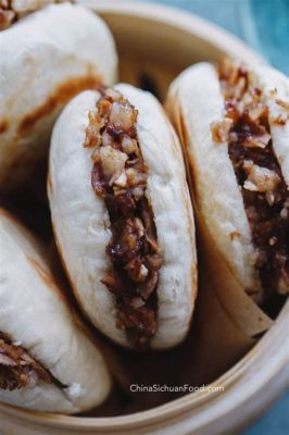  Rou Jia Mo: Uma Sinfonia de Carne Suculenta Embrulhada em um Pão macio e Agradável!