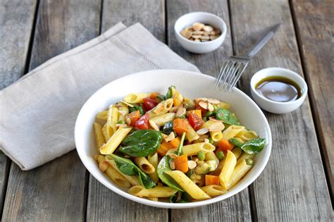  Macarrão de Goma com Vegetais Crocantes e Molho Agridoce Incrivelmente Saboroso: Você Já Experimentou Essa Delícia Wuwei?